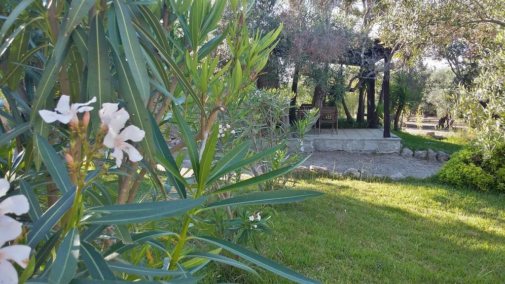 Tenuta Terenzano Торре-Сан-Джованни-Удженто Экстерьер фото