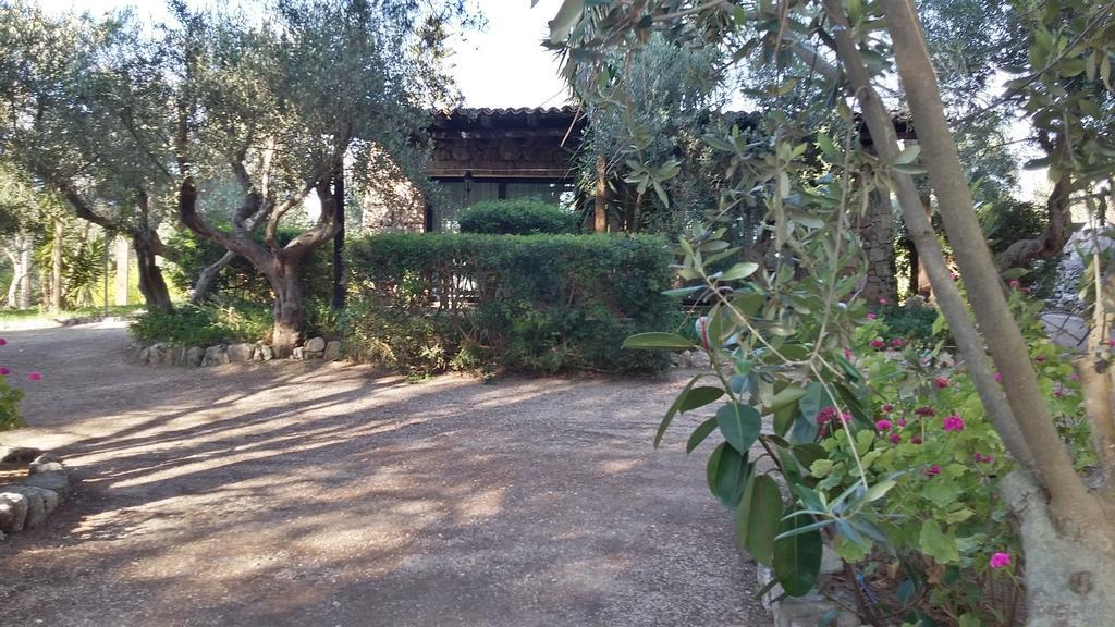 Tenuta Terenzano Торре-Сан-Джованни-Удженто Экстерьер фото