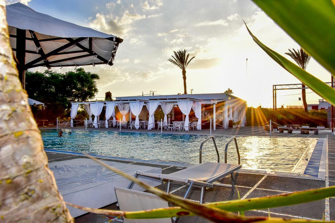 Tenuta Terenzano Торре-Сан-Джованни-Удженто Экстерьер фото